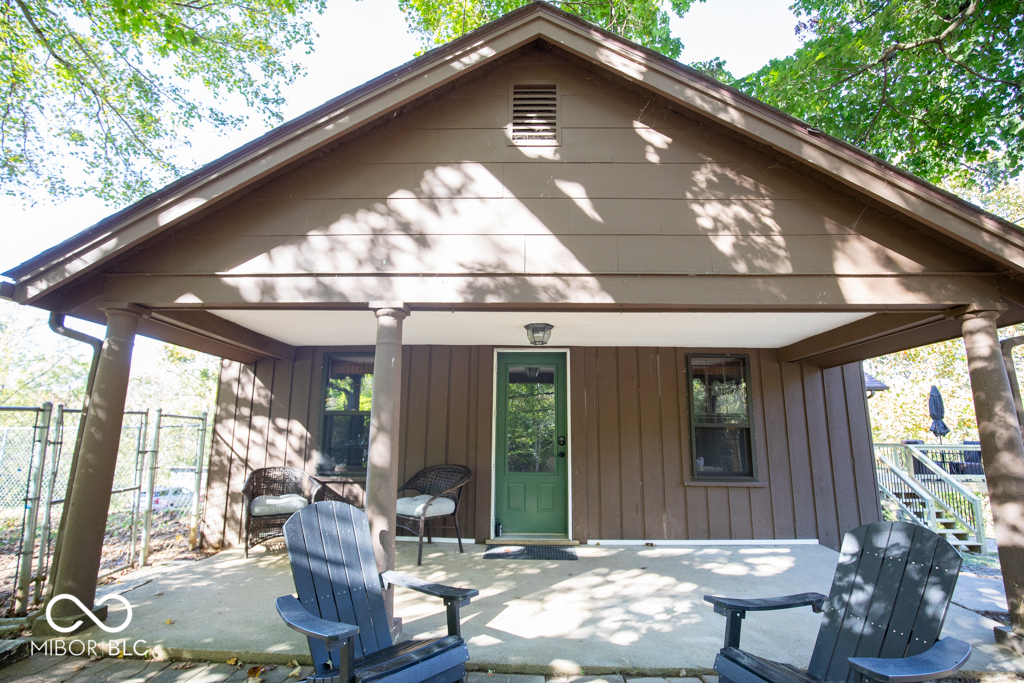 9760 West Old Nashville Road Columbus, IN 47201 - Photo 2 of 49