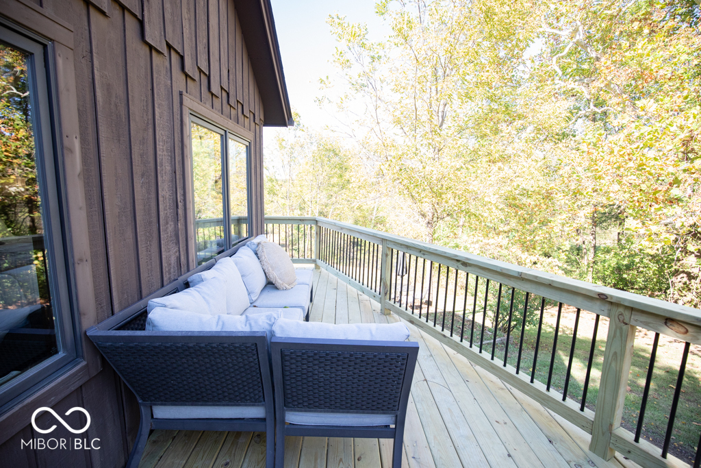 9760 West Old Nashville Road Columbus, IN 47201 - Photo 6 of 49