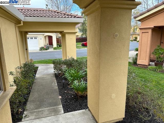 7187 Briza Loop San Ramon, CA 94582 - Photo 3 of 23 a view of a pathway of the house