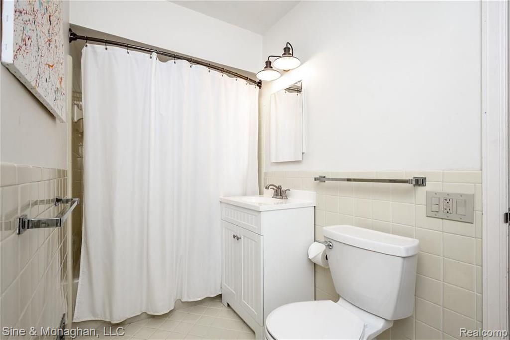 179 Stephens Road Grosse Pointe Farms, MI 48236 - Photo 50 of 81