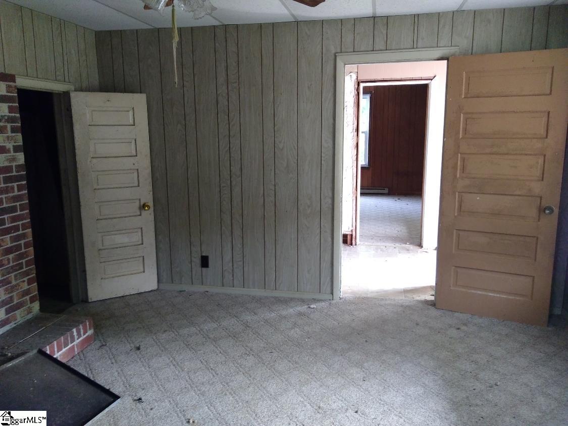 325 South 809 Pacolet, SC 29372 - Photo 11 of 31