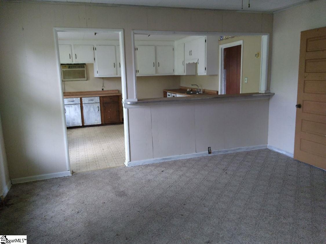 325 South 809 Pacolet, SC 29372 - Photo 13 of 31