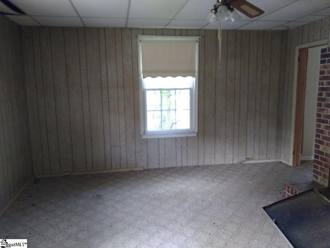 325 South 809 Pacolet, SC 29372 - Photo 10 of 31