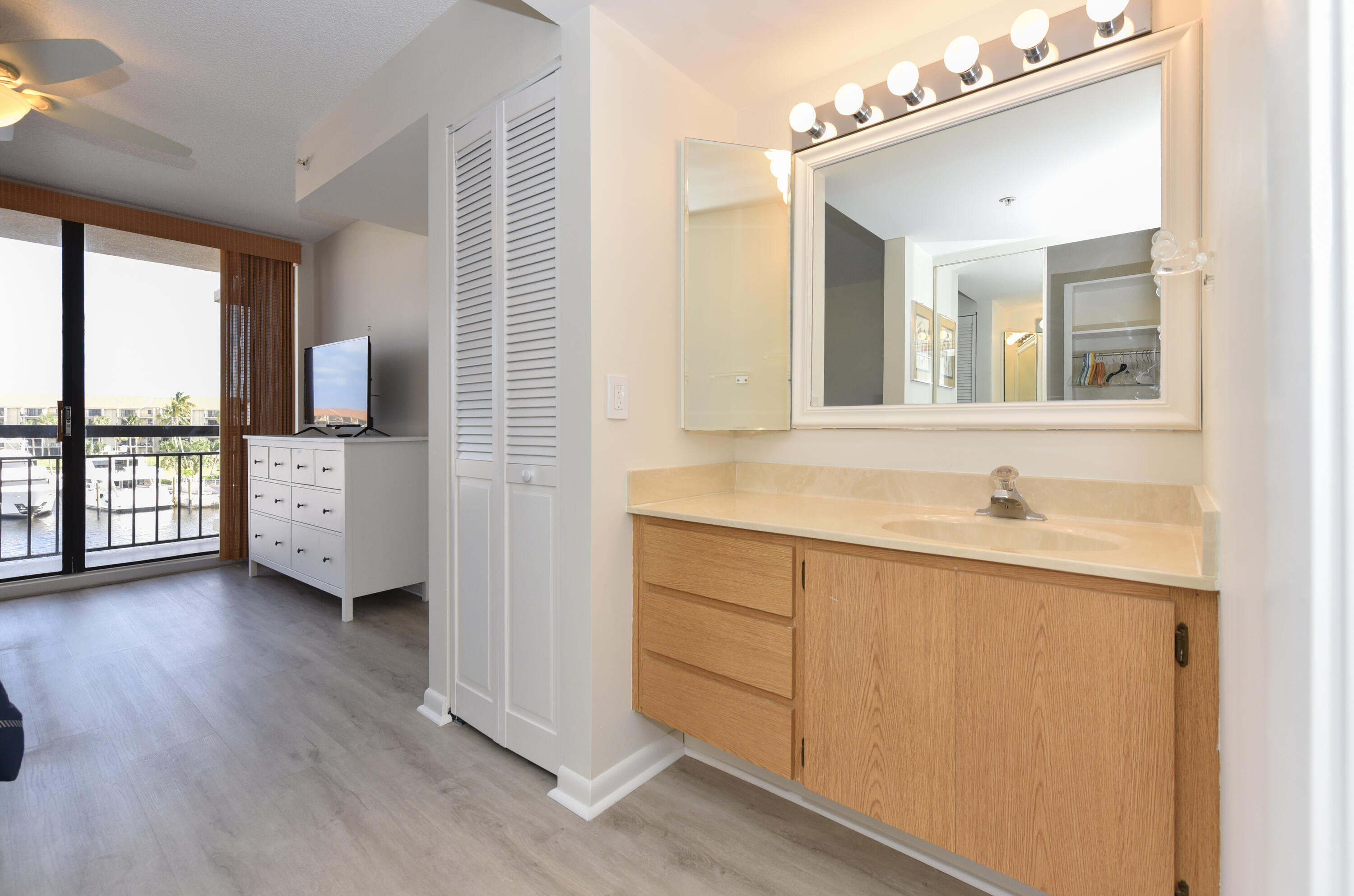 2401 Marina Isle Way, Unit 405 Jupiter, FL 33477 - Photo 25 of 30 2401 Marina Isle Way_#405_MaryJane Boors