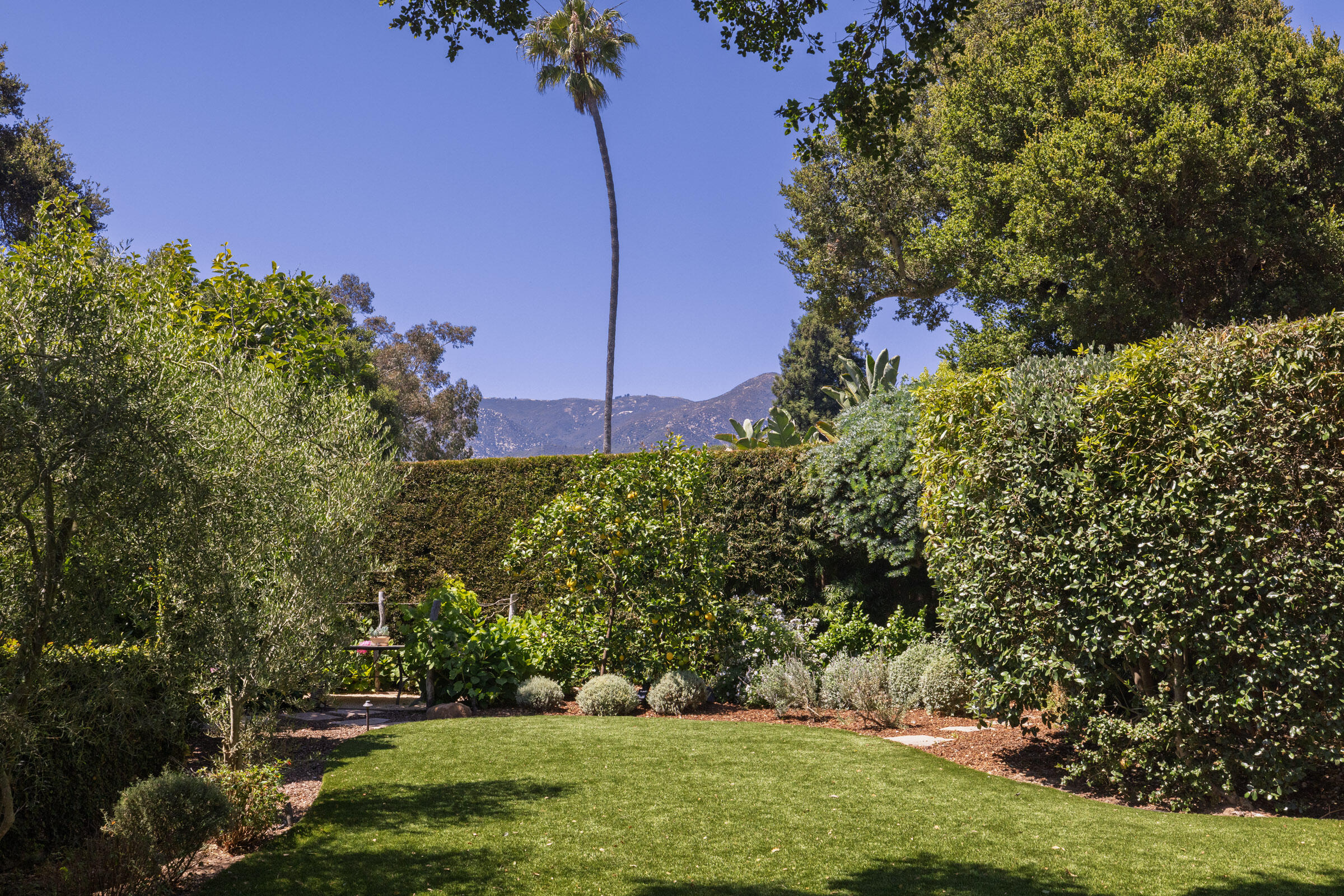 1166 Summit Road Montecito, CA 93108 - Photo 27 of 42