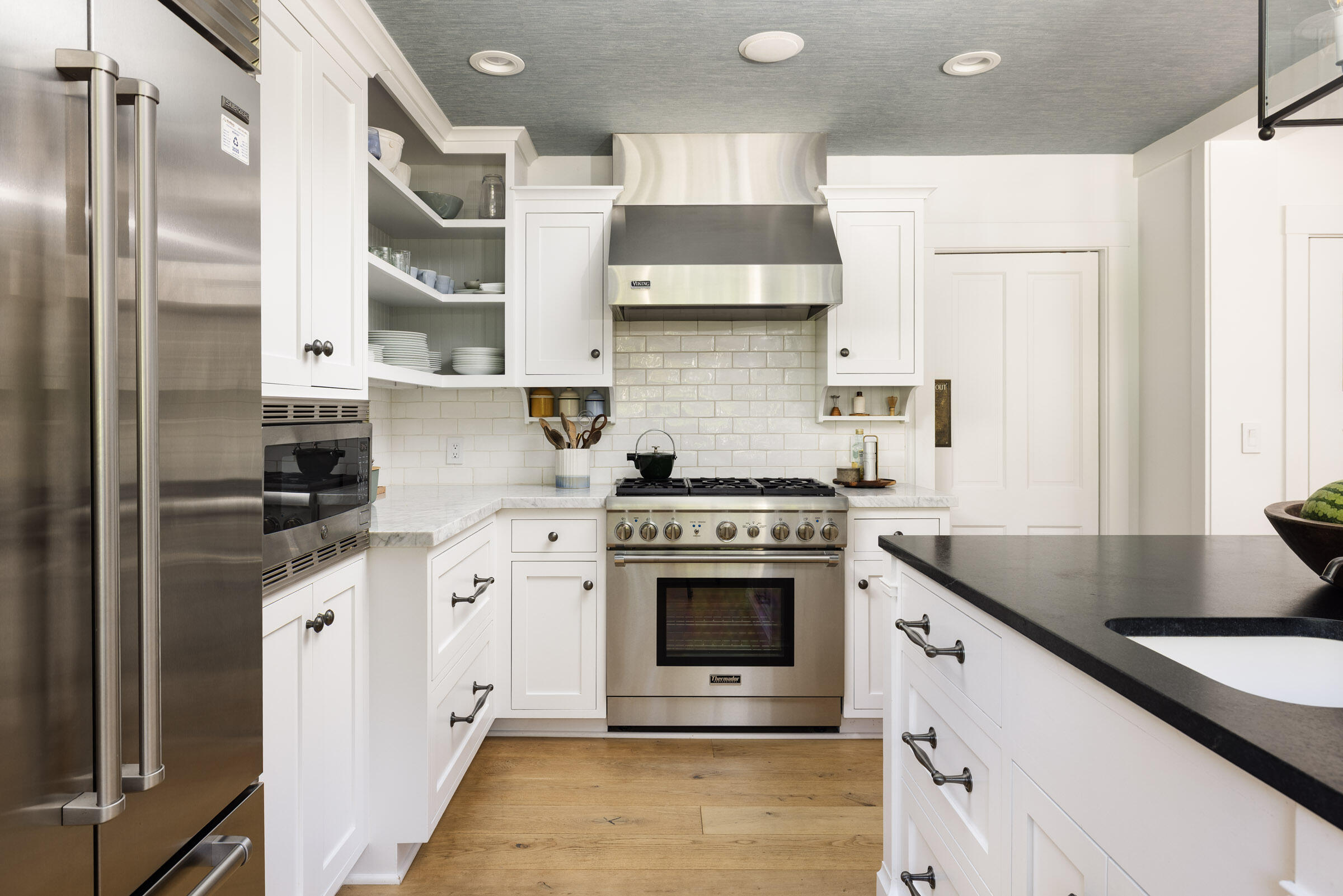 1166 Summit Road Montecito, CA 93108 - Photo 10 of 42 a kitchen with stainless steel appliances granite countertop a stove a refrigerator and a sink