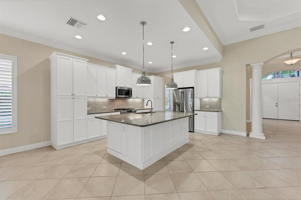 14215 Kinglet Terrace Lakewood Ranch, FL 34202 - Photo 28 of 95