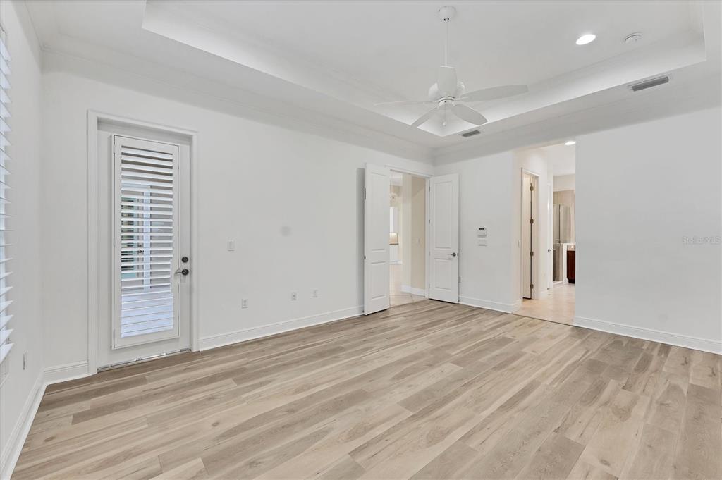 14215 Kinglet Terrace Lakewood Ranch, FL 34202 - Photo 38 of 95