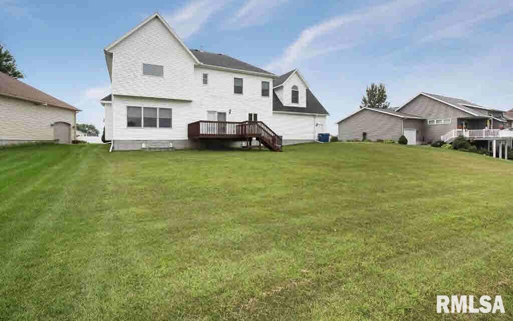 880 Rustic View Court Eldridge, IA 52748 - Photo 23 of 24 Gallery Image 23