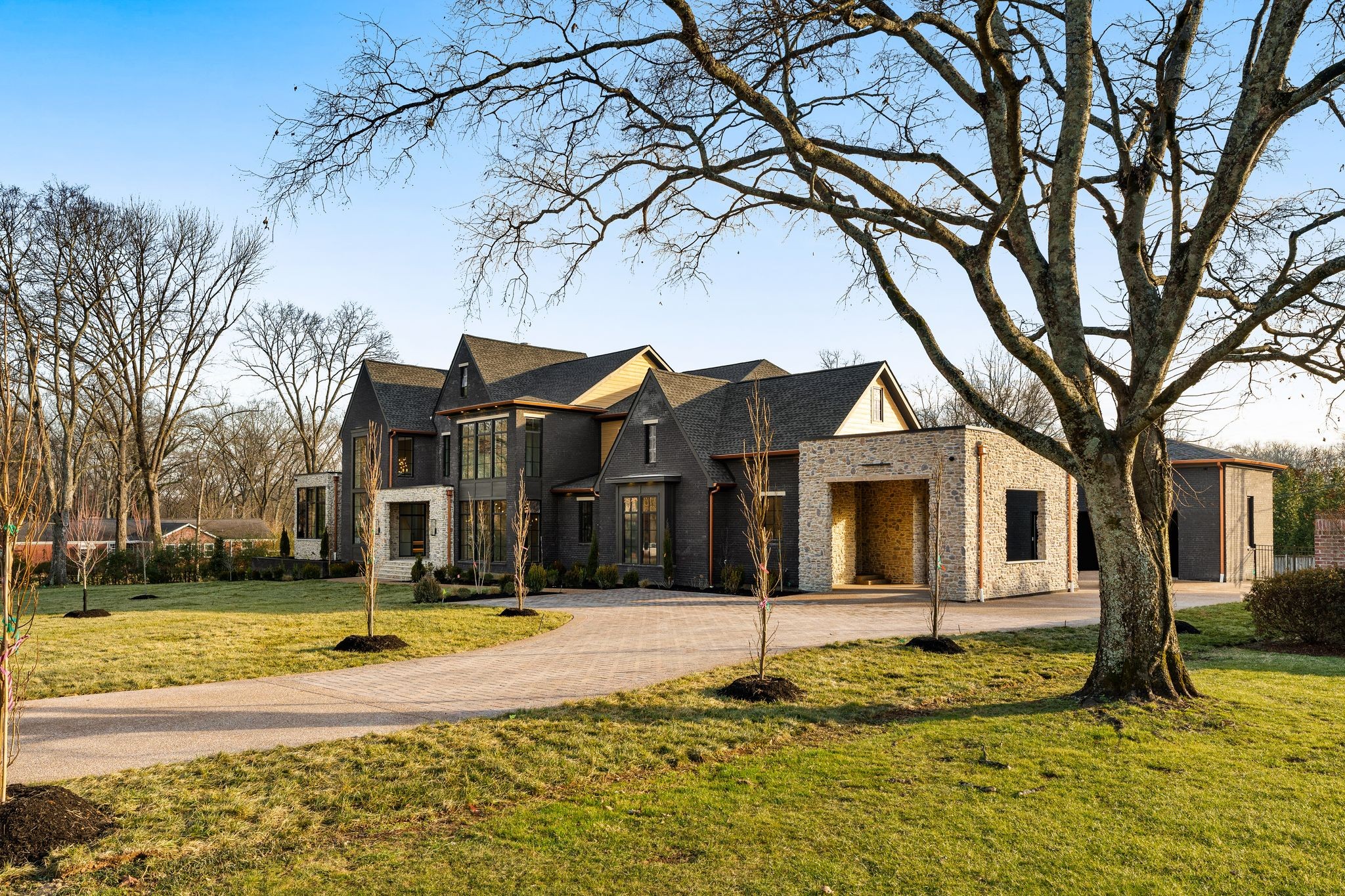 325 Gun Club Road Nashville, TN 37205 - Photo 2 of 28