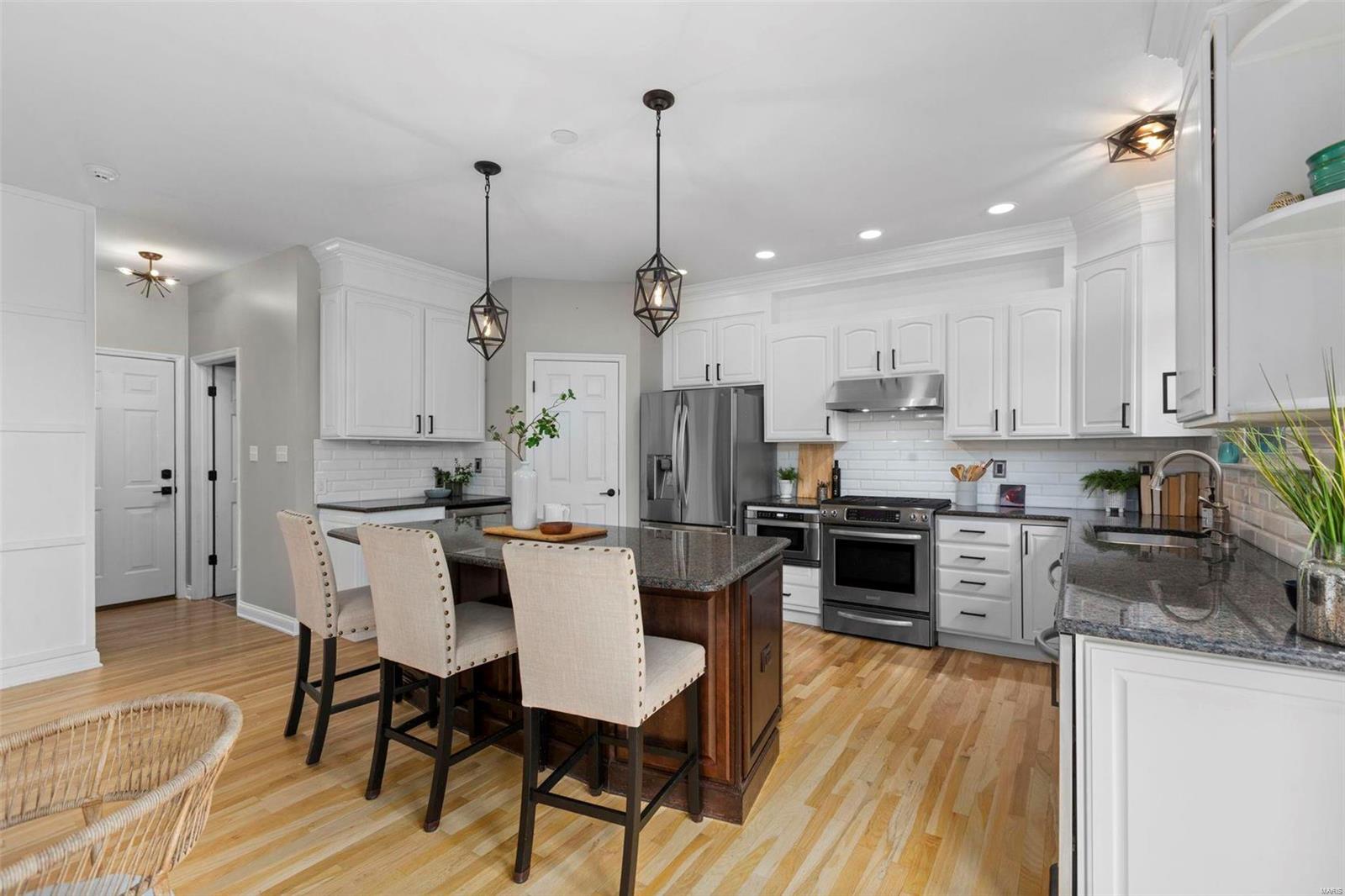 9788 Gerald Drive St. Louis, MO 63128 - Photo 11 of 56