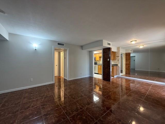 12802 Midway Road, Unit 2016 Dallas, TX 75244 - Photo 4 of 11