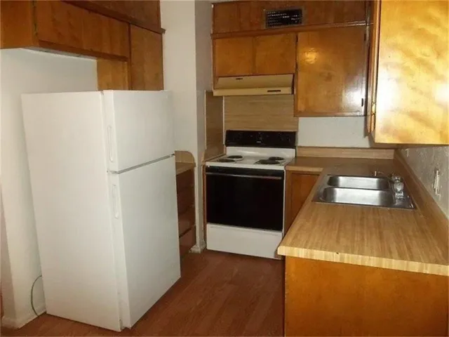 $632 | 1512 Primrose Lane, Cisco, TX 76437