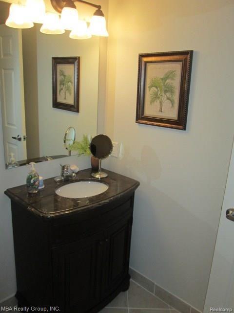 45662 South Stonewood Road Canton, MI 48187 - Photo 17 of 19 IMG_5389.jpg