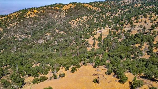 a view of a large building