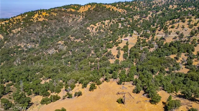 a view of a large building