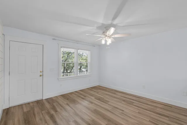 $285,000 | 404 St Charles Court, Charleston, SC 29407