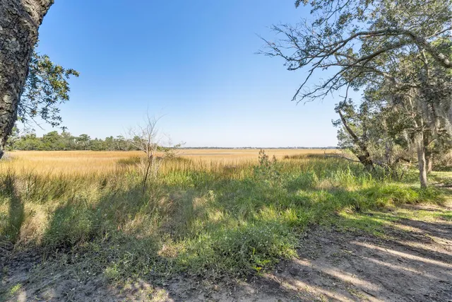 $285,000 | 404 St Charles Court, Charleston, SC 29407