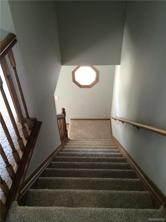 35705 Rockingham Drive New Baltimore, MI 48047 - Photo 20 of 38