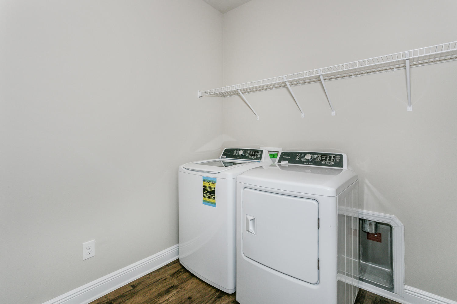 204 Southern Pnes Road Santa Rosa Beach, FL 32459 - Photo 39 of 47 a utility room with dryer and washer