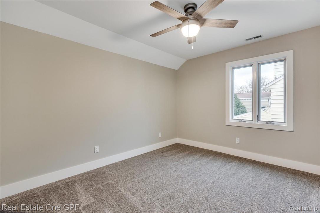 744 Lincoln Road Grosse Pointe, MI 48230 - Photo 28 of 42 31 Bedroom 2.jpg