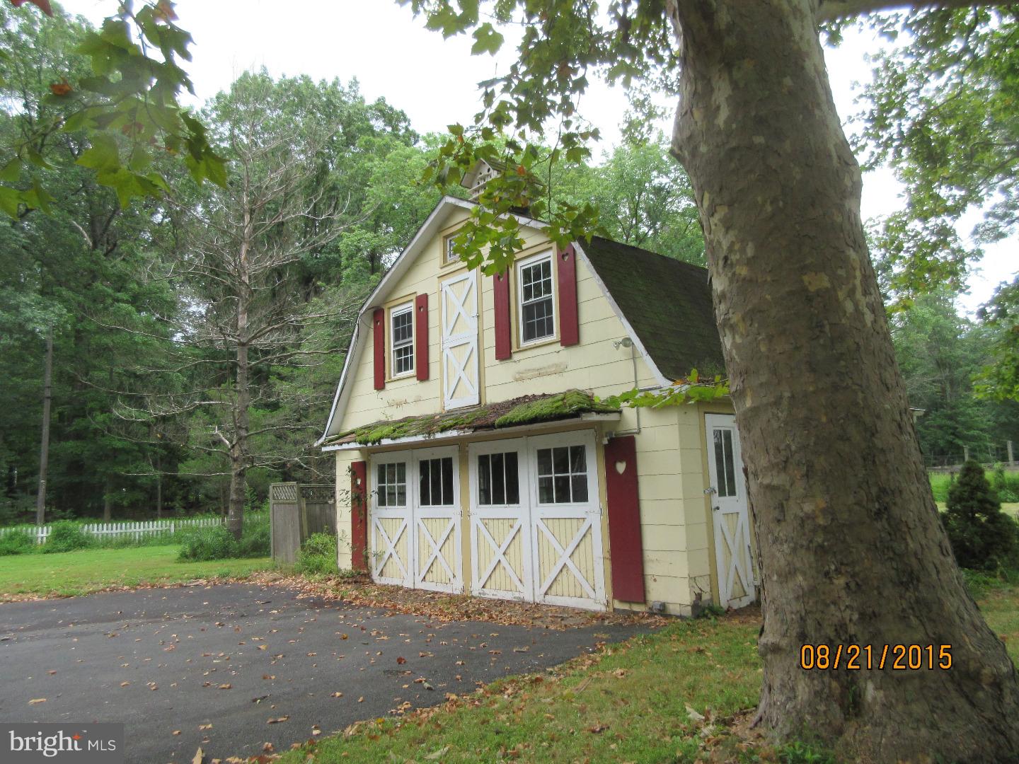 4510 Mc Neal Road Doylestown, PA 18902 - Photo 3 of 15