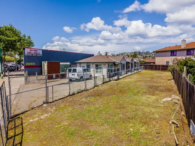 a view of a house with swimming pool