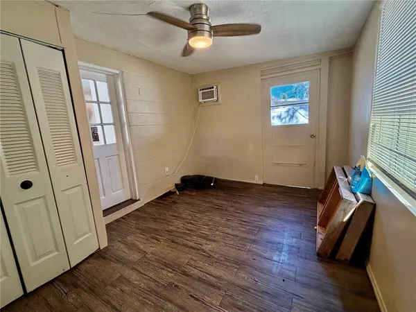 $465,000 | 4807 21st Street West, Bradenton, FL 34207