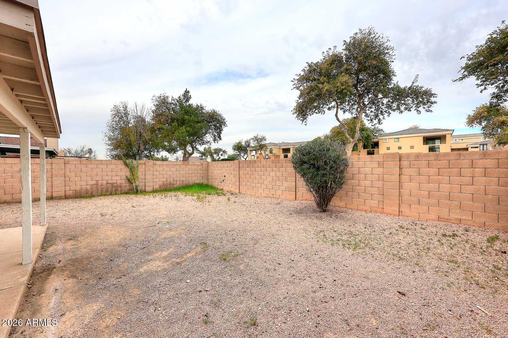 10844 West Ruth Avenue Peoria, AZ 85345 - Photo 31 of 33 a view of a backyard