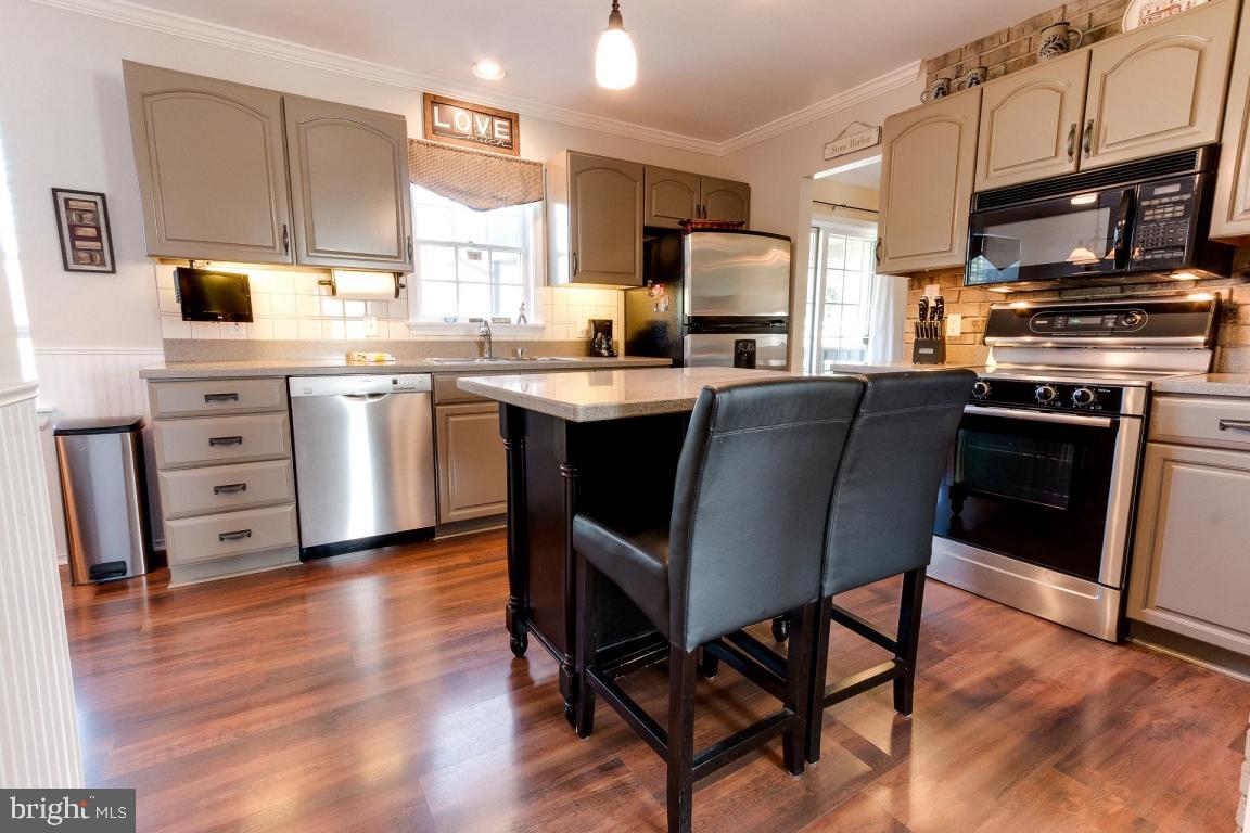8 Irish Place Lititz, PA 17543 - Photo 11 of 53