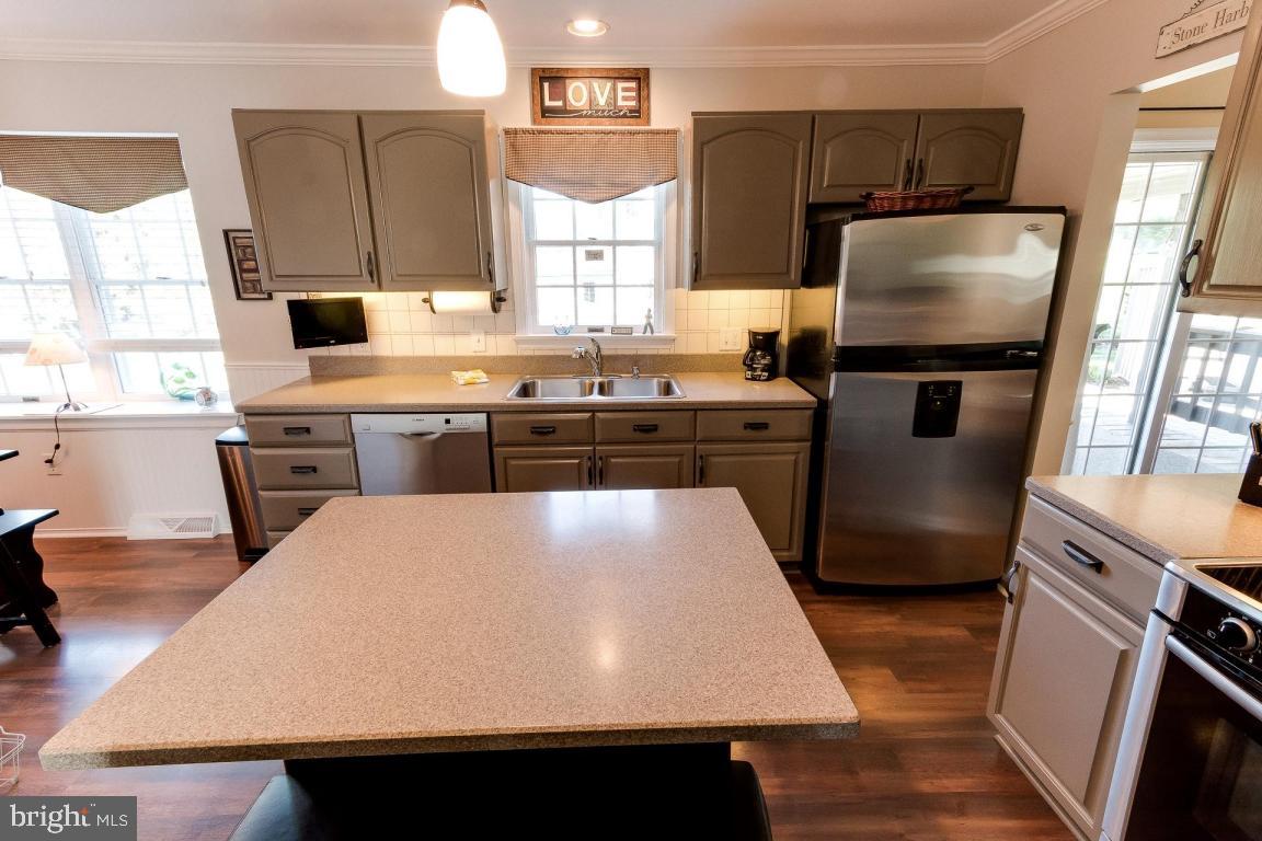 8 Irish Place Lititz, PA 17543 - Photo 15 of 53
