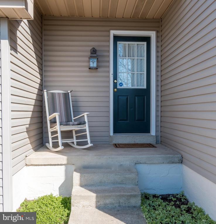 8 Irish Place Lititz, PA 17543 - Photo 4 of 53