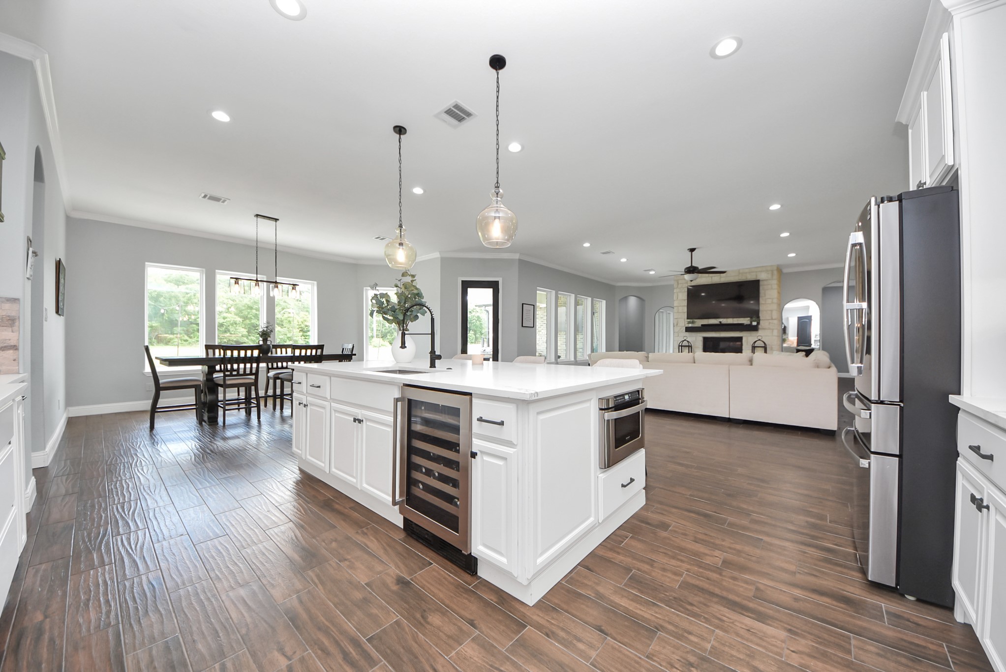 16626 Hamill Drive Rosharon, TX 77583 - Photo 8 of 42