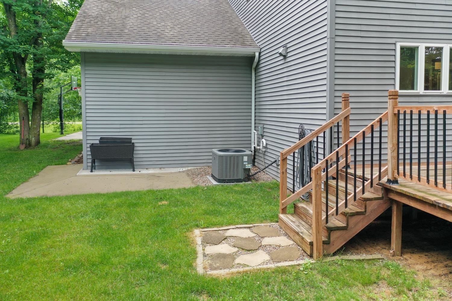3764 Hallers Creek Road Suamico, WI 54313 - Photo 36 of 48