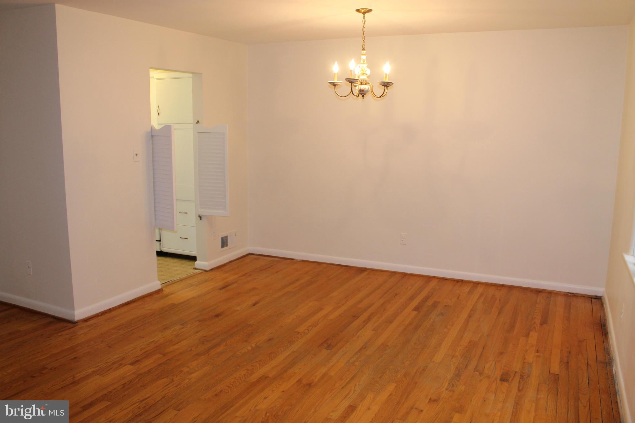 9413 Curran Road Silver Spring, MD 20901 - Photo 13 of 26 Dining Room