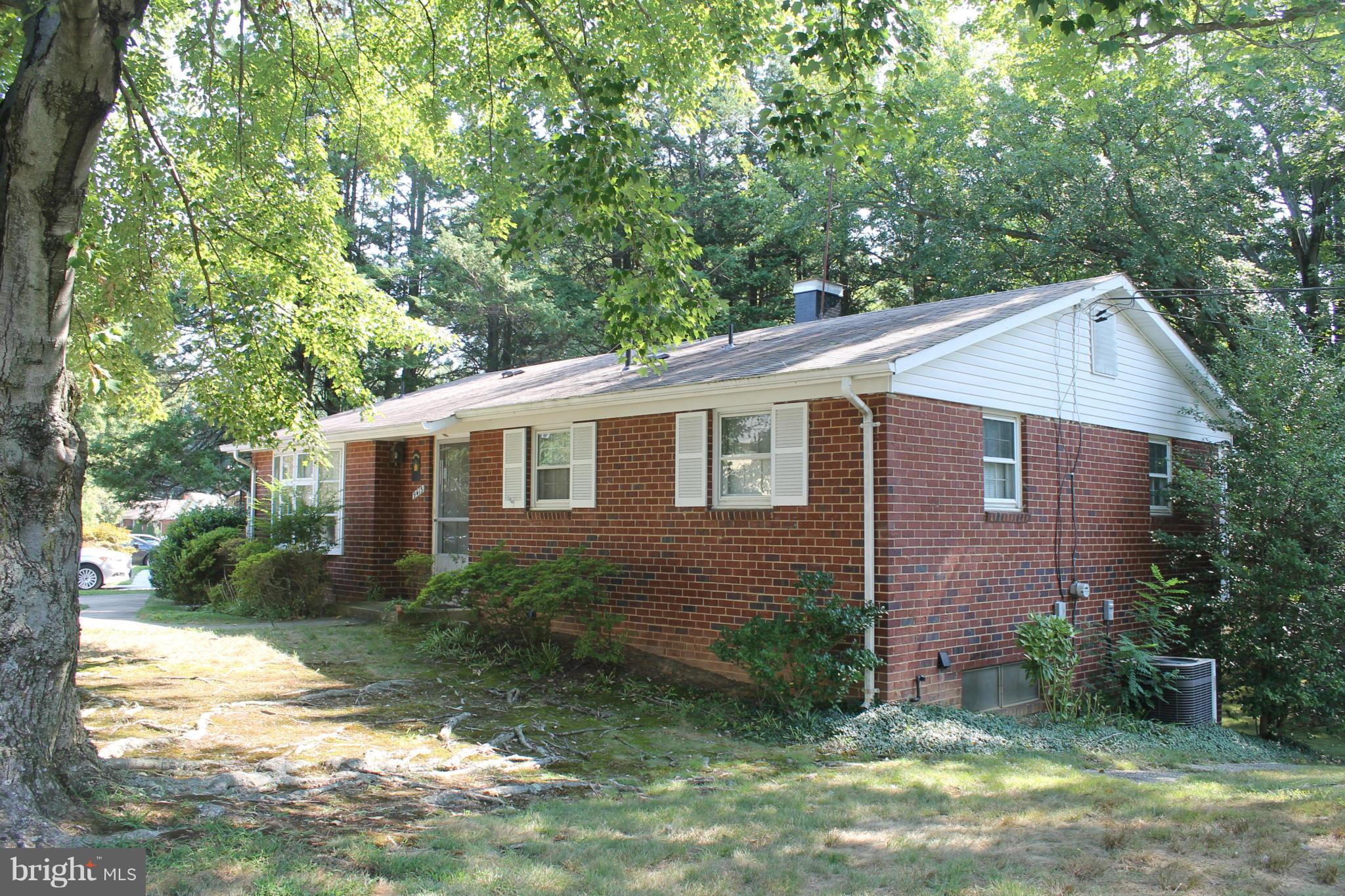 9413 Curran Road Silver Spring, MD 20901 - Photo 3 of 26 Exterior (Front)