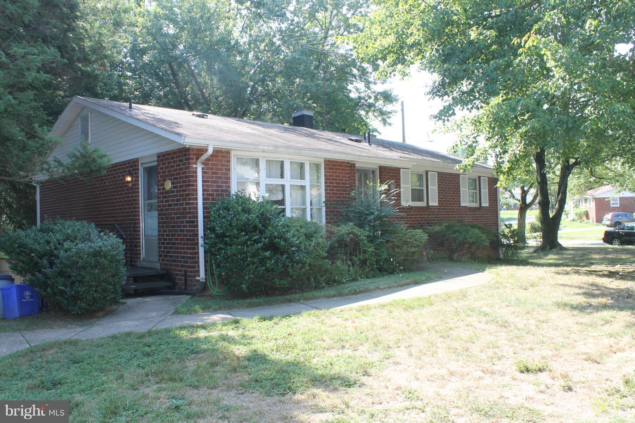 9413 Curran Road Silver Spring, MD 20901 - Photo 4 of 26 Exterior (Front)