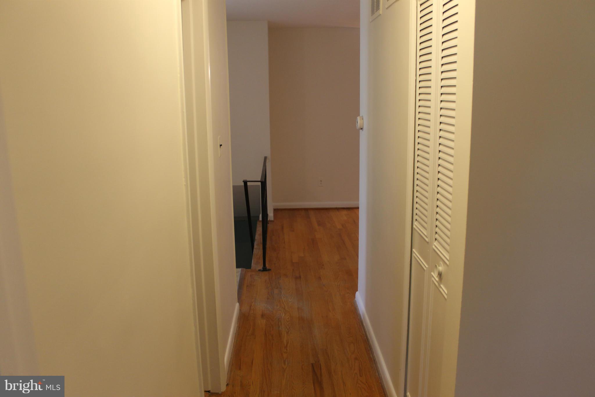 9413 Curran Road Silver Spring, MD 20901 - Photo 9 of 26 Interior (General)