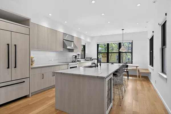 $12,000 | 96 Henry Street, Unit 1, Cambridge, MA 02139