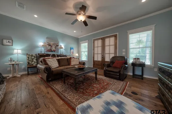 $1,250,000 | 12075 County Road 452, Lindale, TX 75771