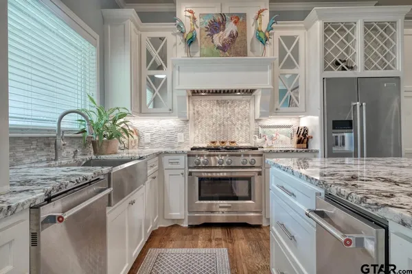 $1,250,000 | 12075 County Road 452, Lindale, TX 75771