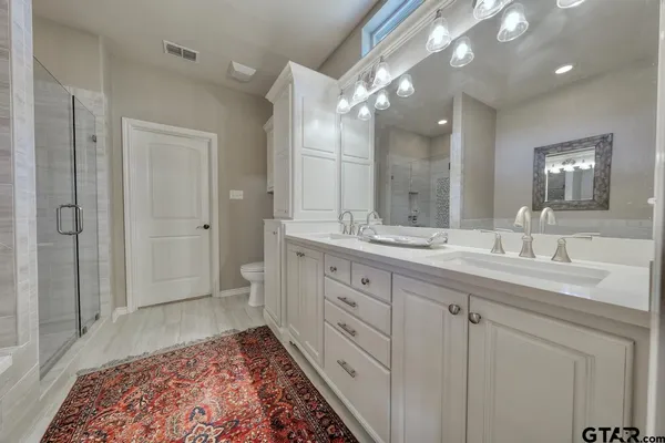 $1,250,000 | 12075 County Road 452, Lindale, TX 75771