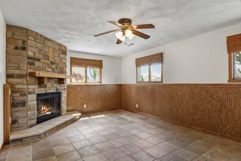 $325,000 | 3303 Tennyson Drive, Janesville, WI 53548
