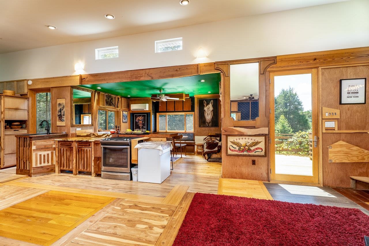 606 Riverside Drive Luray, VA 22835 - Photo 11 of 61