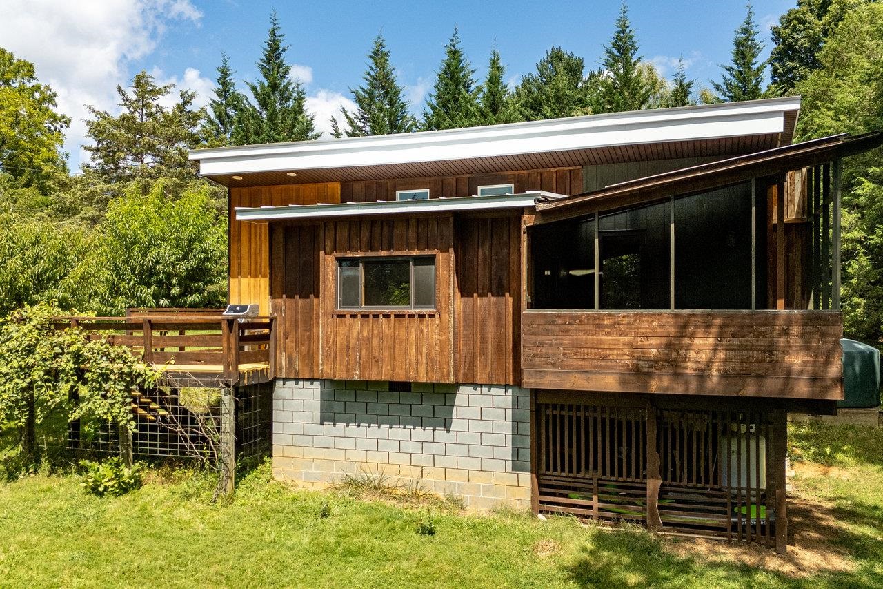 606 Riverside Drive Luray, VA 22835 - Photo 6 of 61