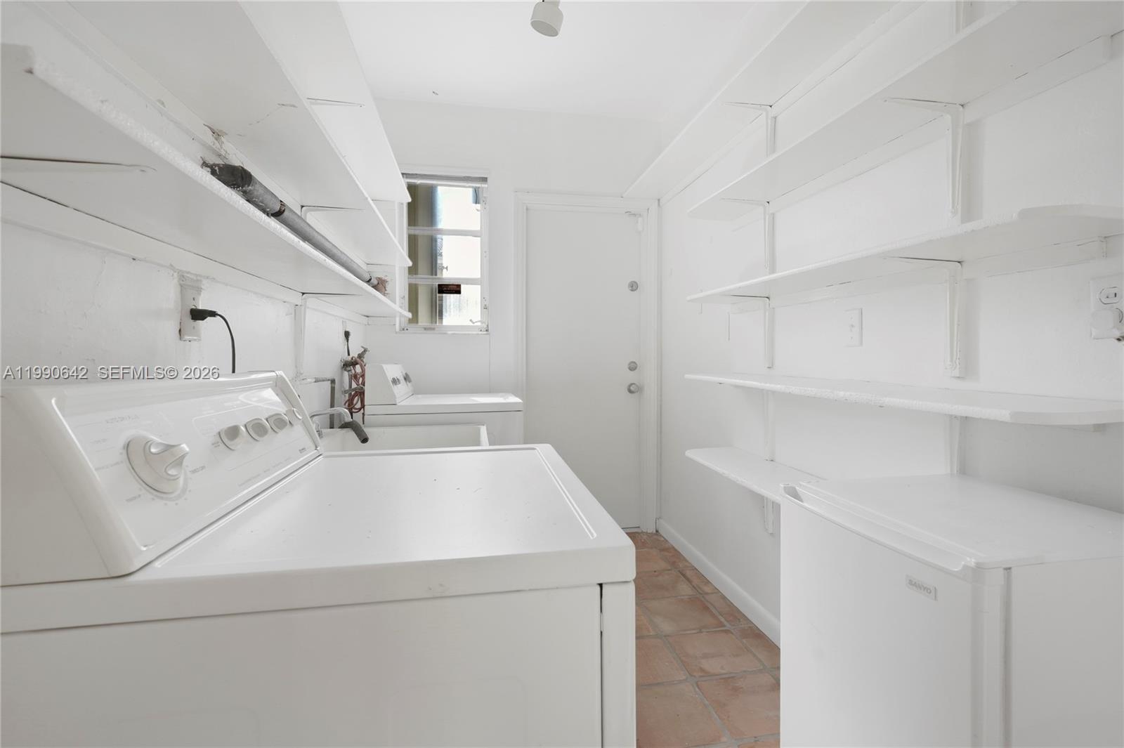 1845 Daytonia Road Miami Beach, FL 33141 - Photo 15 of 30