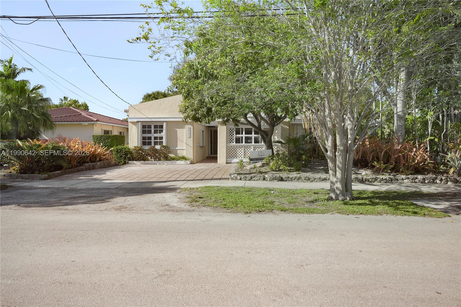 1845 Daytonia Road Miami Beach, FL 33141 - Photo 28 of 30