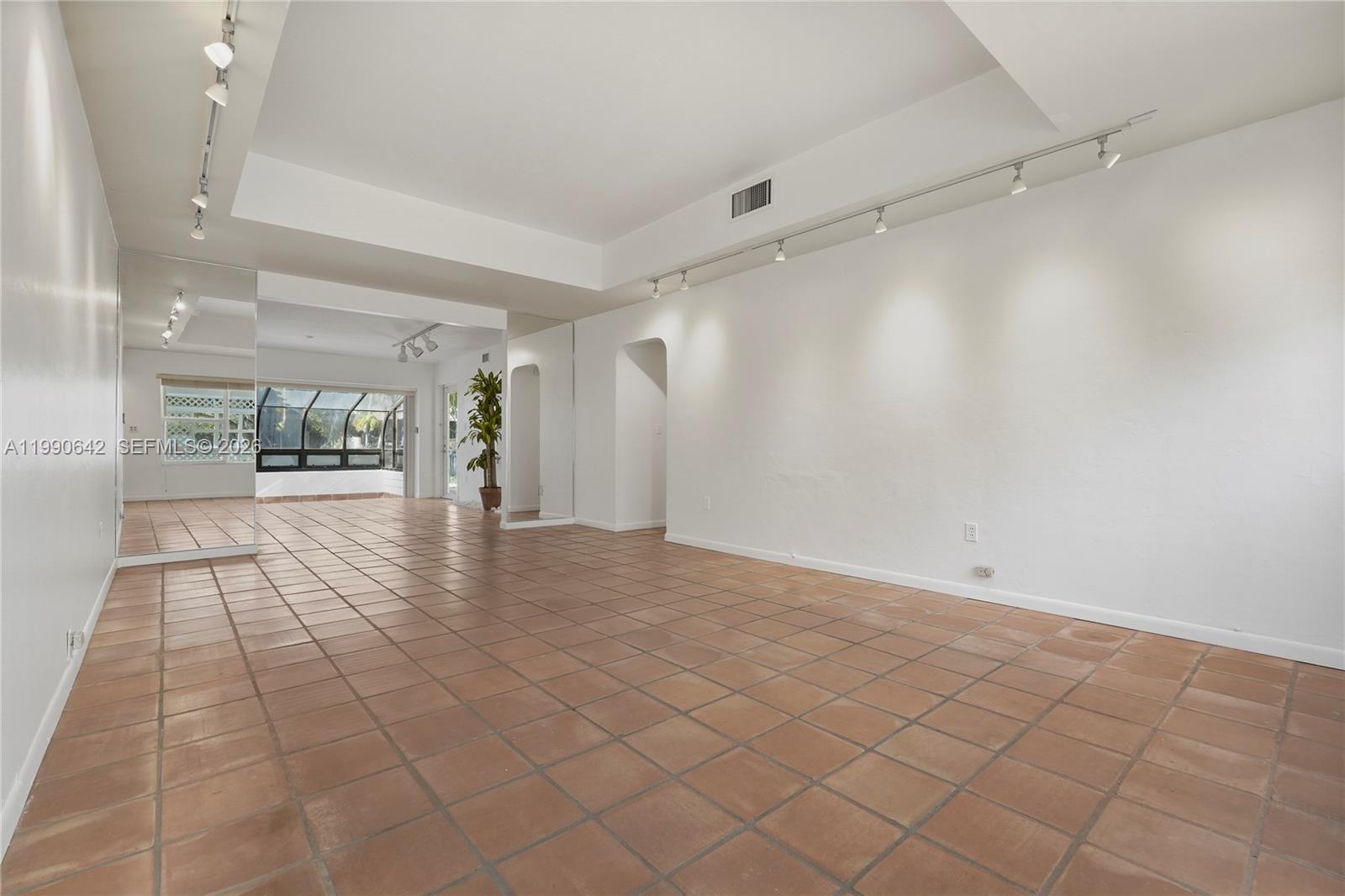 1845 Daytonia Road Miami Beach, FL 33141 - Photo 7 of 30