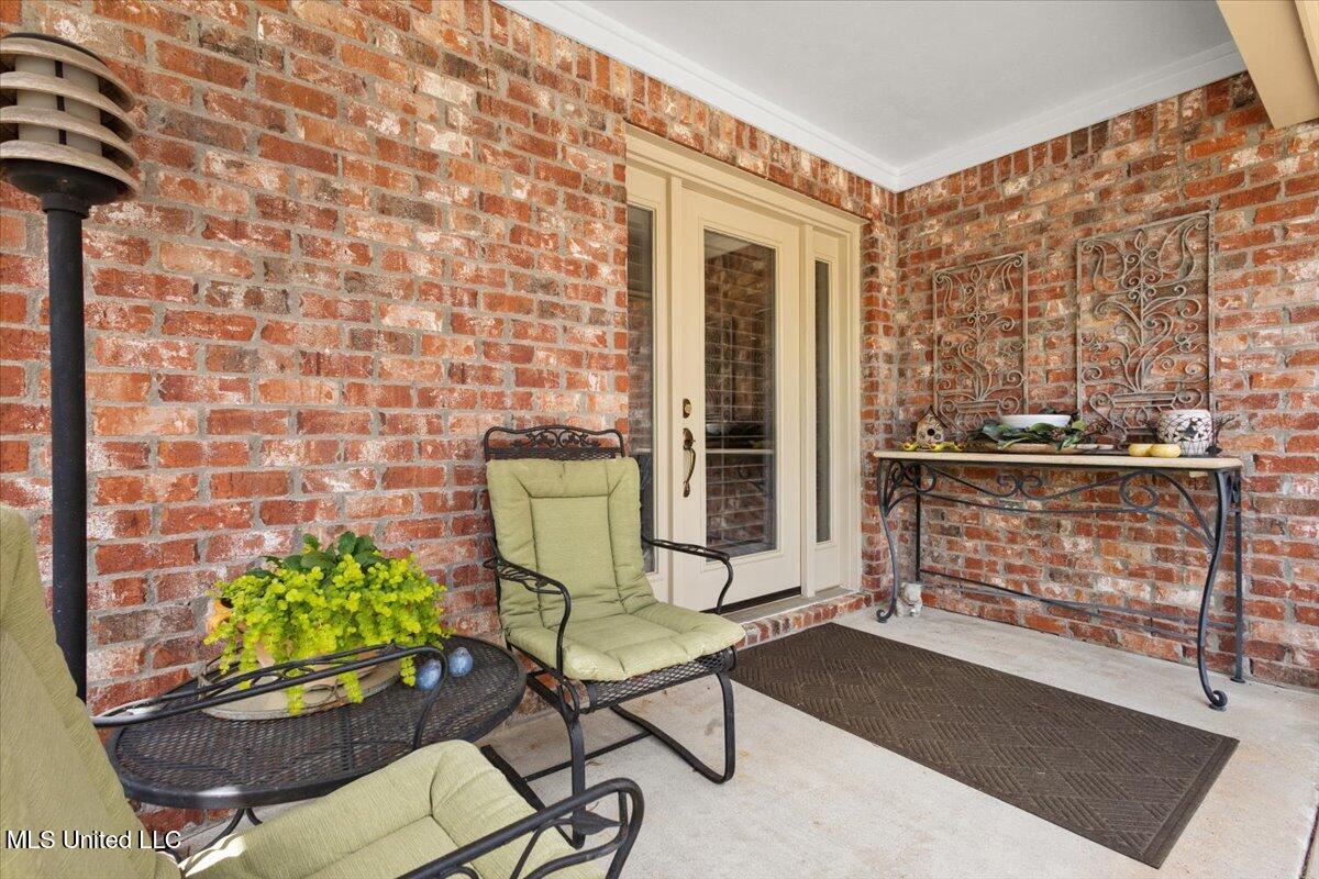 430 Independence Boulevard Flowood, MS 39232 - Photo 5 of 33 Front door