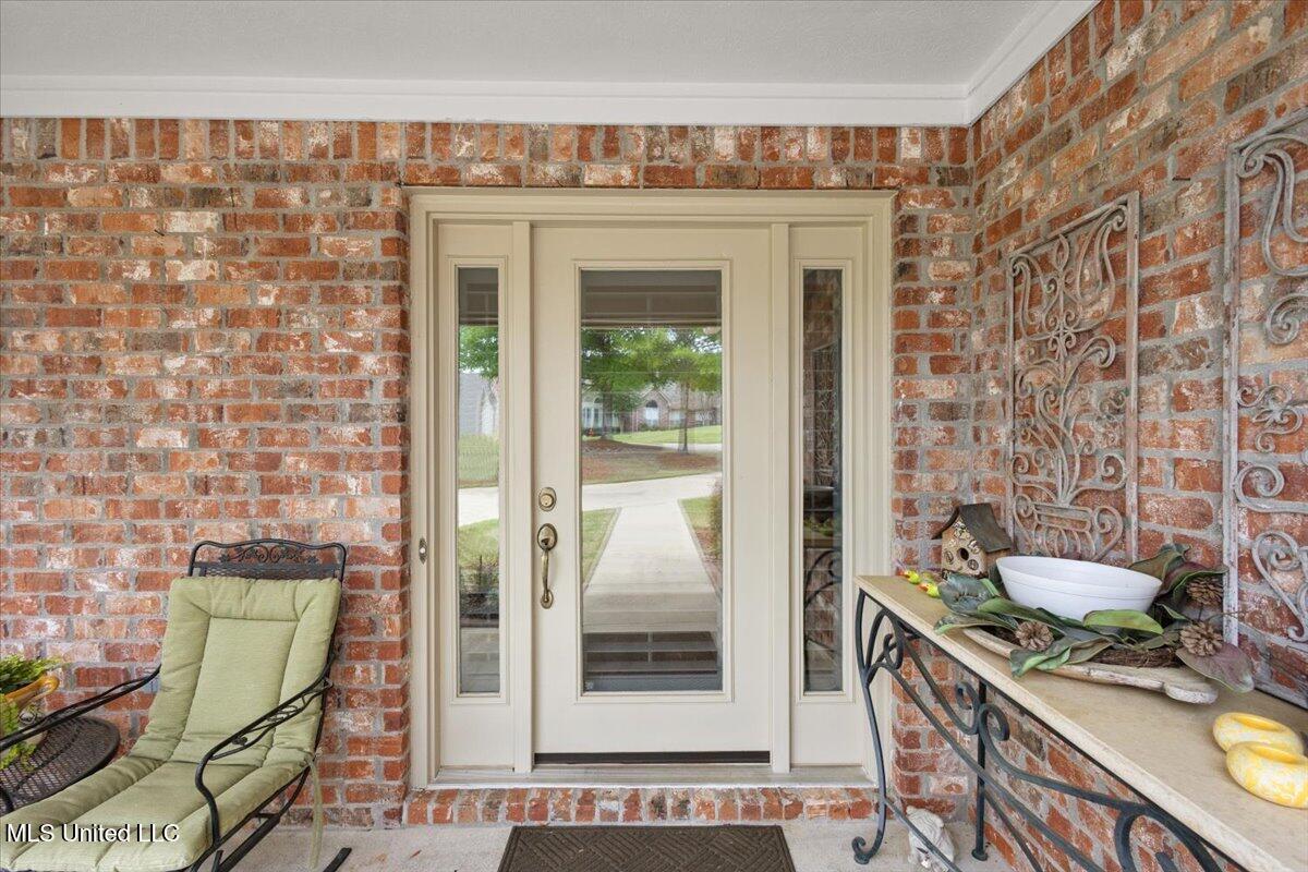 430 Independence Boulevard Flowood, MS 39232 - Photo 6 of 33 Front door